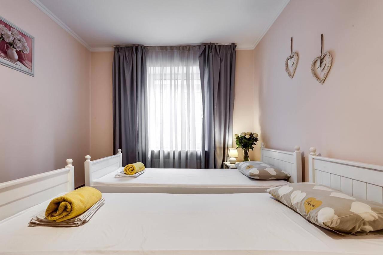 Apartamenty On Knyazya Romana Lviv Exterior foto