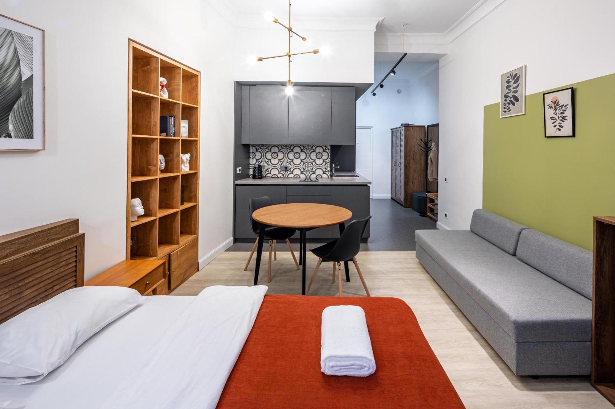 Apartamenty On Knyazya Romana Lviv Exterior foto