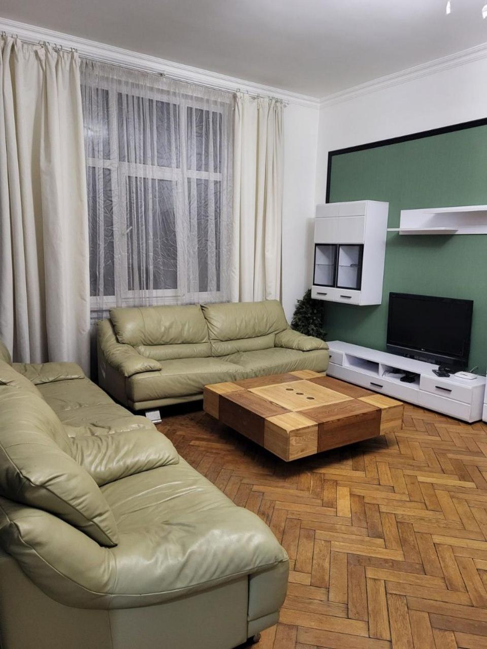 Apartamenty On Knyazya Romana Lviv Exterior foto