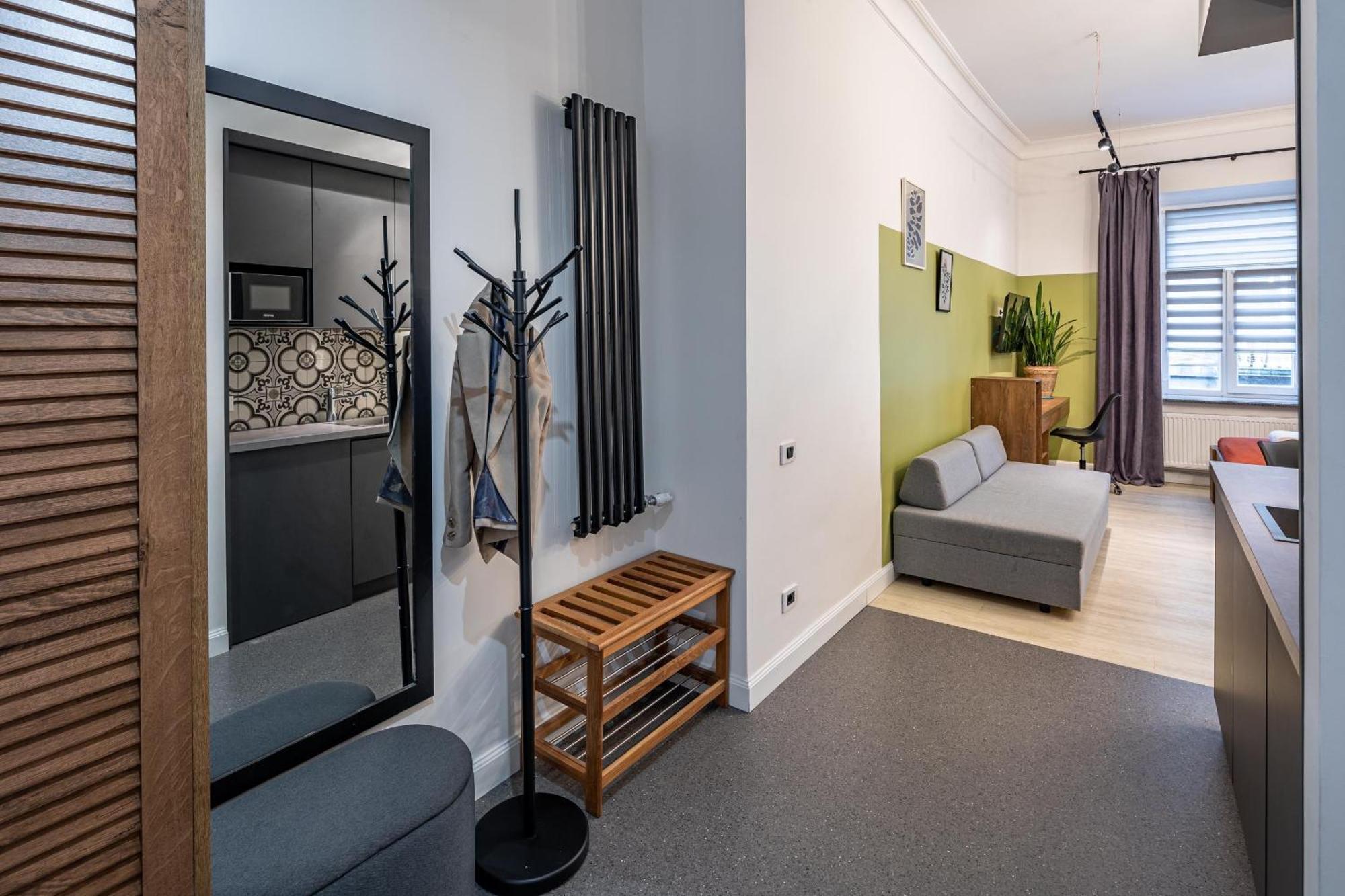 Apartamenty On Knyazya Romana Lviv Exterior foto